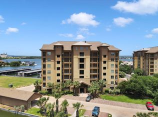 101 West Bank #A-44, Horseshoe Bay, TX 78657