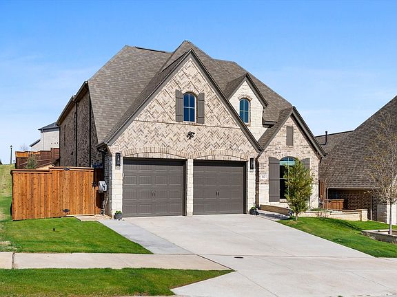 5th image of 112 Pecan Ln