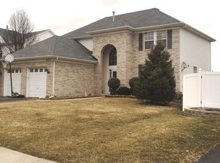 24327 W Walnut Cir, Plainfield, IL 60585