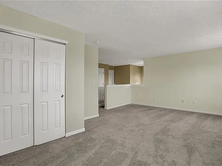 8081 Tasman Dr — Photo 17