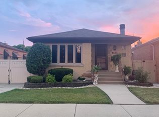 5814 S Normandy Ave, Chicago, IL 60638