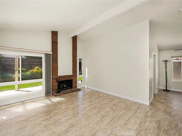 33 Richmond — Photo 13