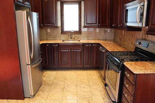 Rented by Block & Lot Real Estate | media 2