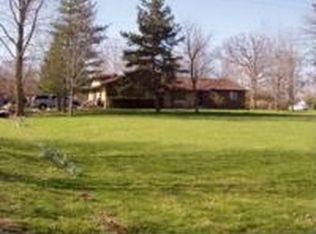 3233 W Clark Rd, Lansing, MI 48906