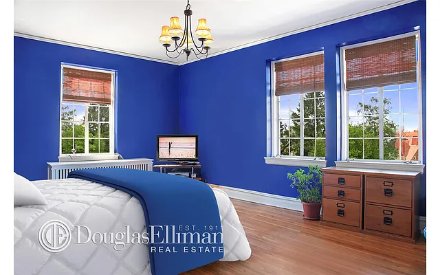 Sold by Douglas Elliman | media 35