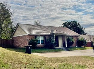 1012 Van Dorn St, Oxford, MS 38655