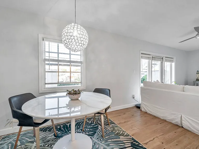 4728 Beach Dr SE #A — Photo 27