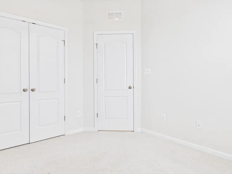 22 Chester Ct — Photo 59