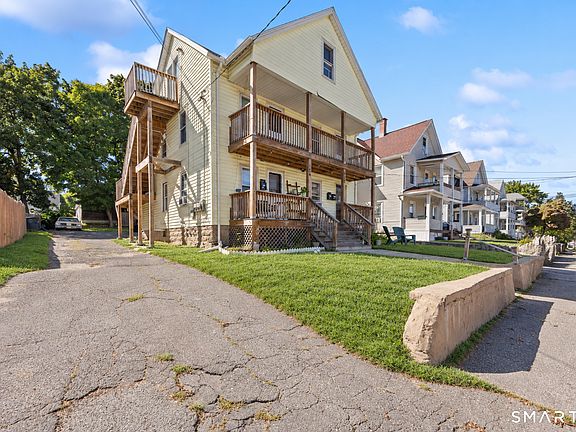 3rd image of 152 Washington Avenue