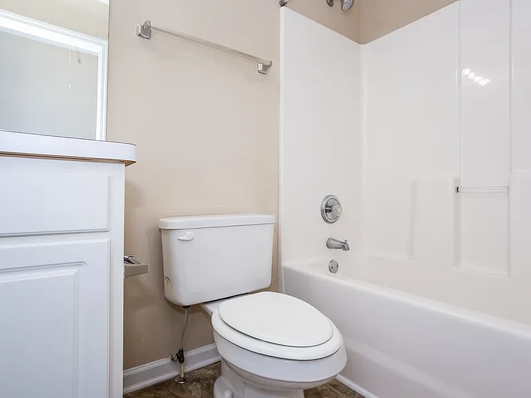 218 Prescott Ct — Photo 15