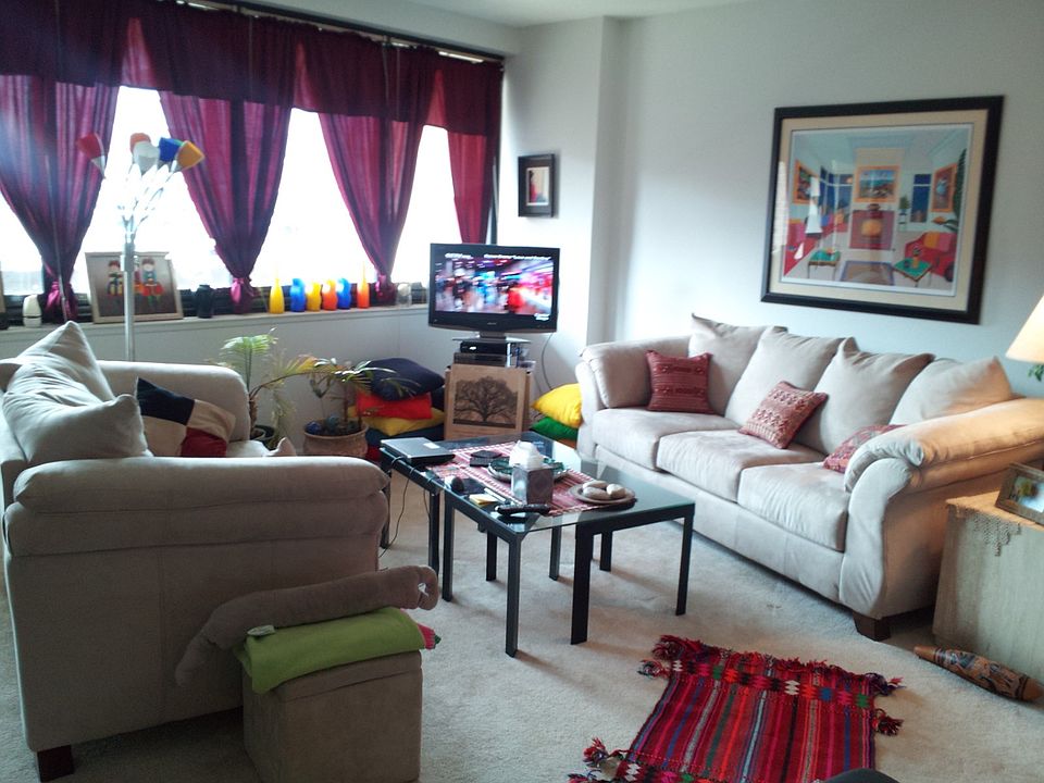 1st image of 1805 Crystal Dr APT 1117