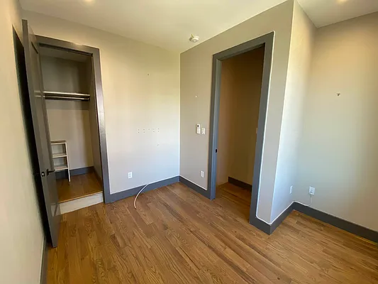 Rented by Rennit Inc. | media 32