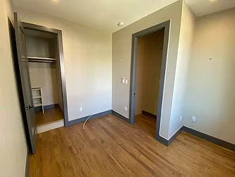 Rented by Rennit Inc.