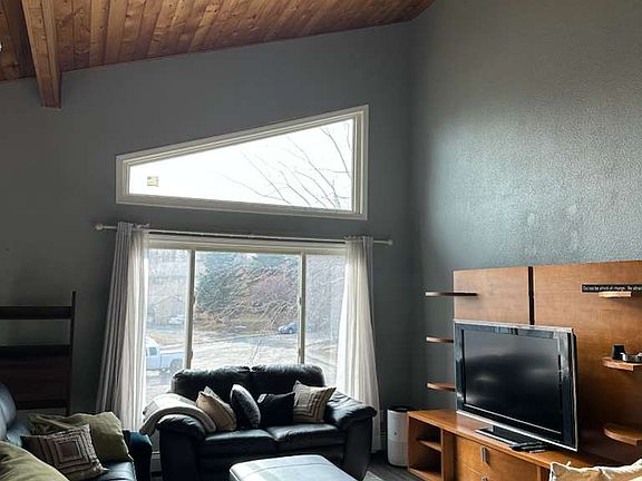 2nd image of 7531 Bearfoot Cir APT 4