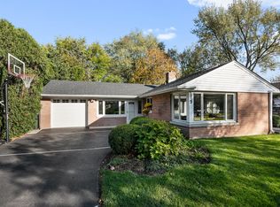 115 S Greenwood Ave, Palatine, IL