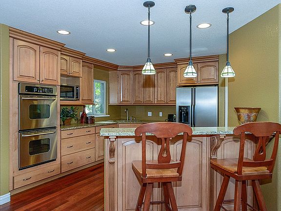 4th image of 8354 E Kenyon Dr