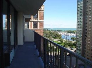 3146 N Sheridan Rd, Chicago, IL 60657