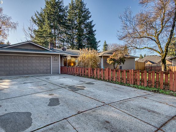 2nd image of 3110 NE Edelweiss Ave