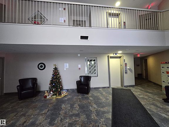 3rd image of 5520 Riverbend Rd NW #114