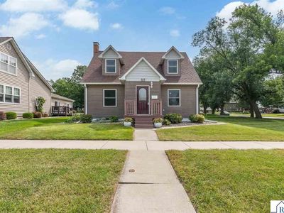 323 S Galbraith St, Blue Earth, MN, 56013