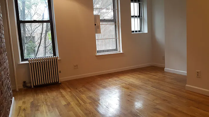 Rented by JMK Realty | media 5