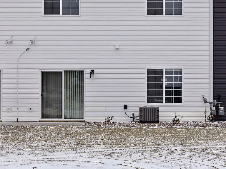 Dawes Place Townhomes — Photo 112