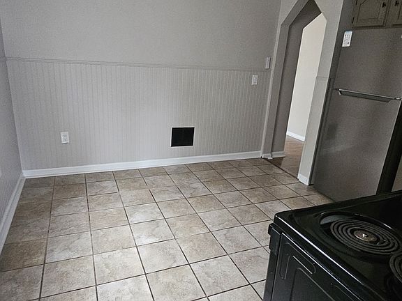 5th image of 4511 Hunt Rd