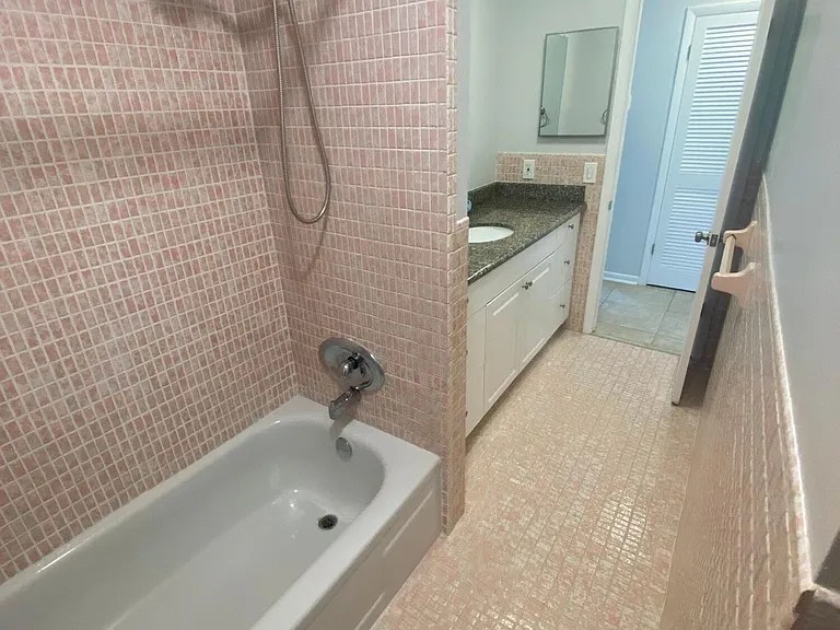 1317 Willow Rd — Photo 17