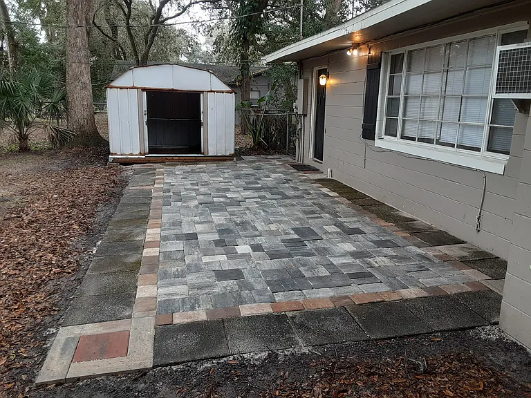 838 Rosalia Dr — Photo 10