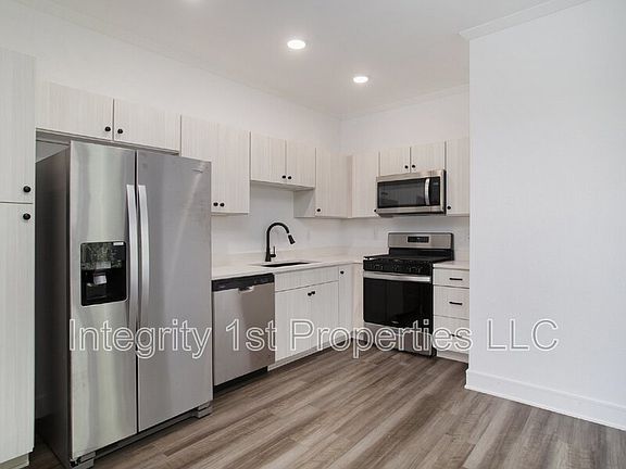 5th image of 5902 NW 88th St