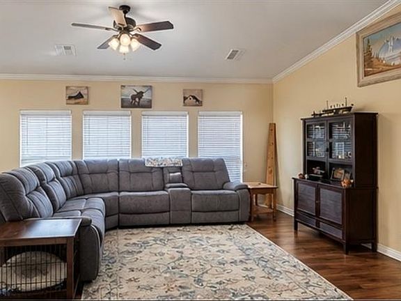 4th image of 2913 Hunter Pointe