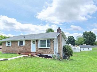 210 Winding Way Rd, Bristol, VA 24201
