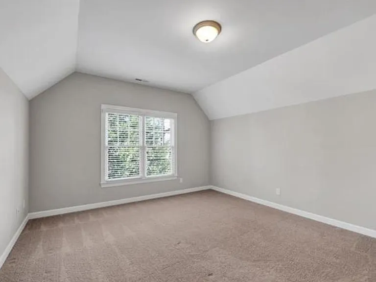 10625 Highstream Dr — Photo 22