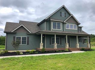 82 Wheatley Rd, Slate Hill, NY