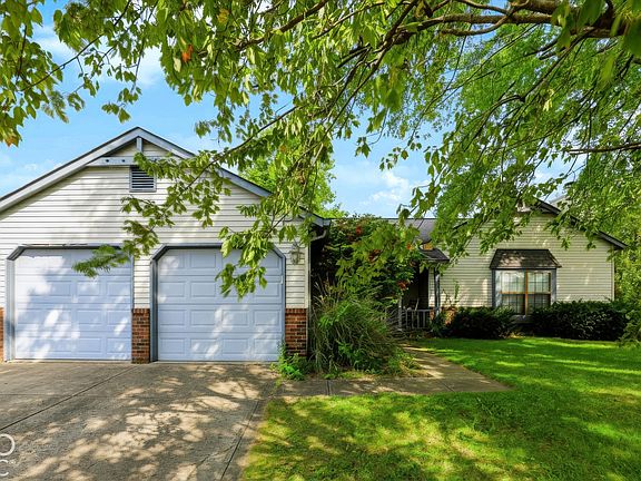 4th image of 6408 Muirfield Way