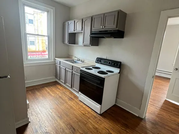 (undisclosed Address), Philadelphia, PA 19133