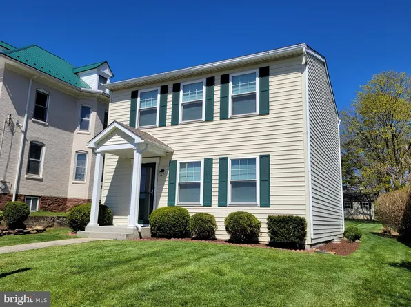 29 N Maple Ave, Smithsburg, MD 21783