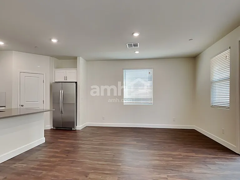 291 Austin Bellerose Pl — Photo 6