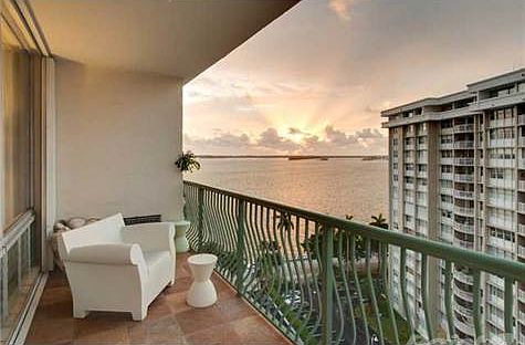 1st image of 1408 SE Bayshore Dr APT 1204