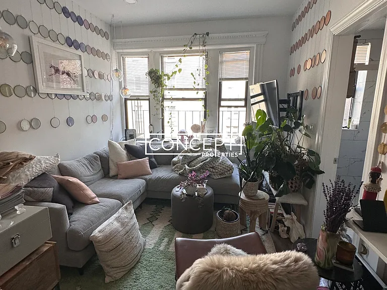 11 Queensberry St #11CP — Photo 1