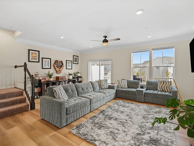 16418 Caribbean Way — Photo 3