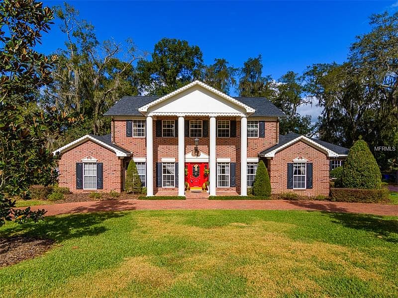 1st image of 716 Laurel Ln
