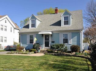 45 Nichols St, Cranston, RI 02920