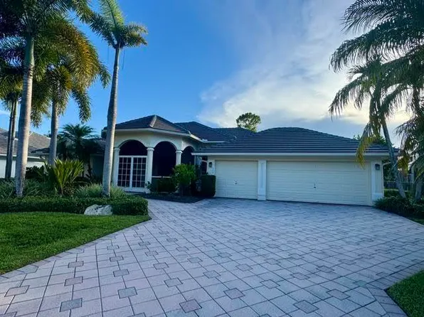 533 Cypress Green Circle, Wellington, FL 33414