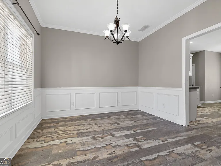 1136 Mason Lee Ave — Photo 20