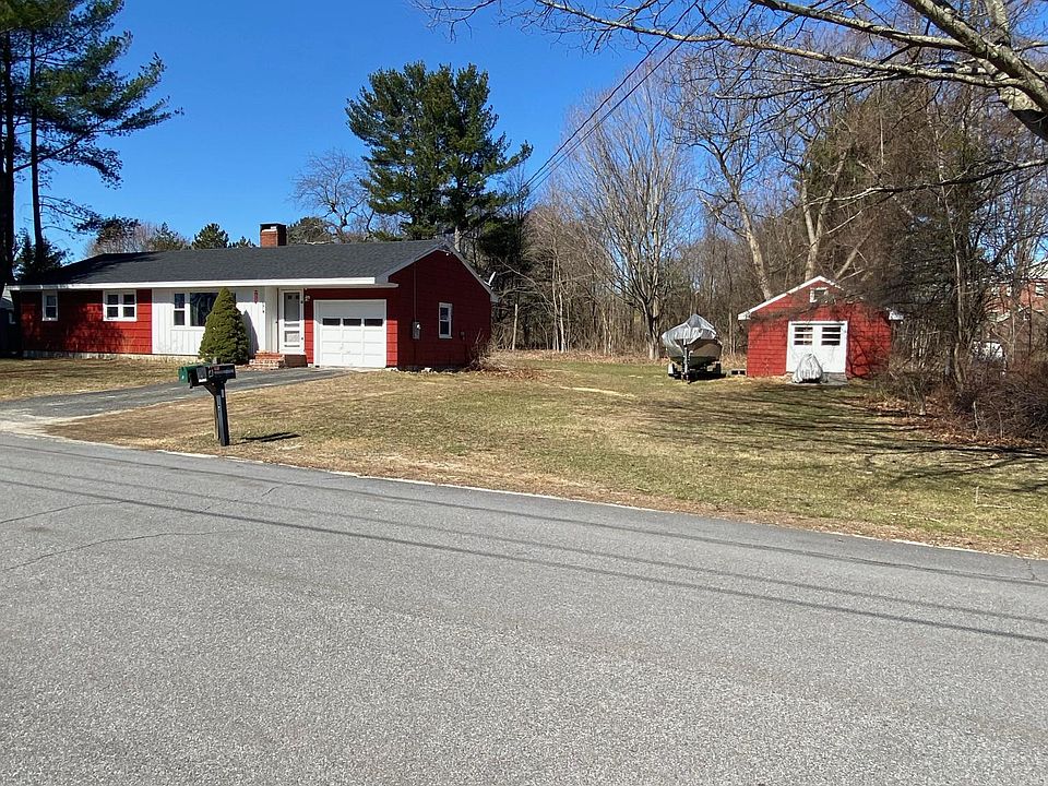 exterior showing house and detached mini barn