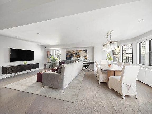 3rd image of 220 E 67th St APT 14C