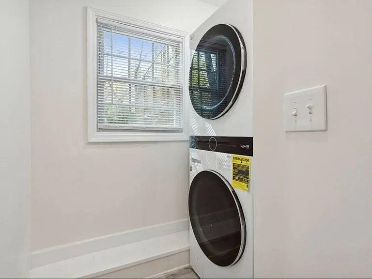 292 Richardson Rd NW — Photo 29