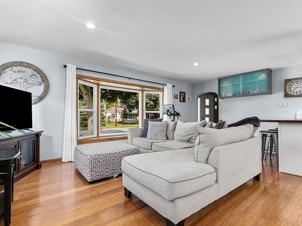 6 Cherry Ct, Appleton, WI 54915 MLS 50278121 Zillow