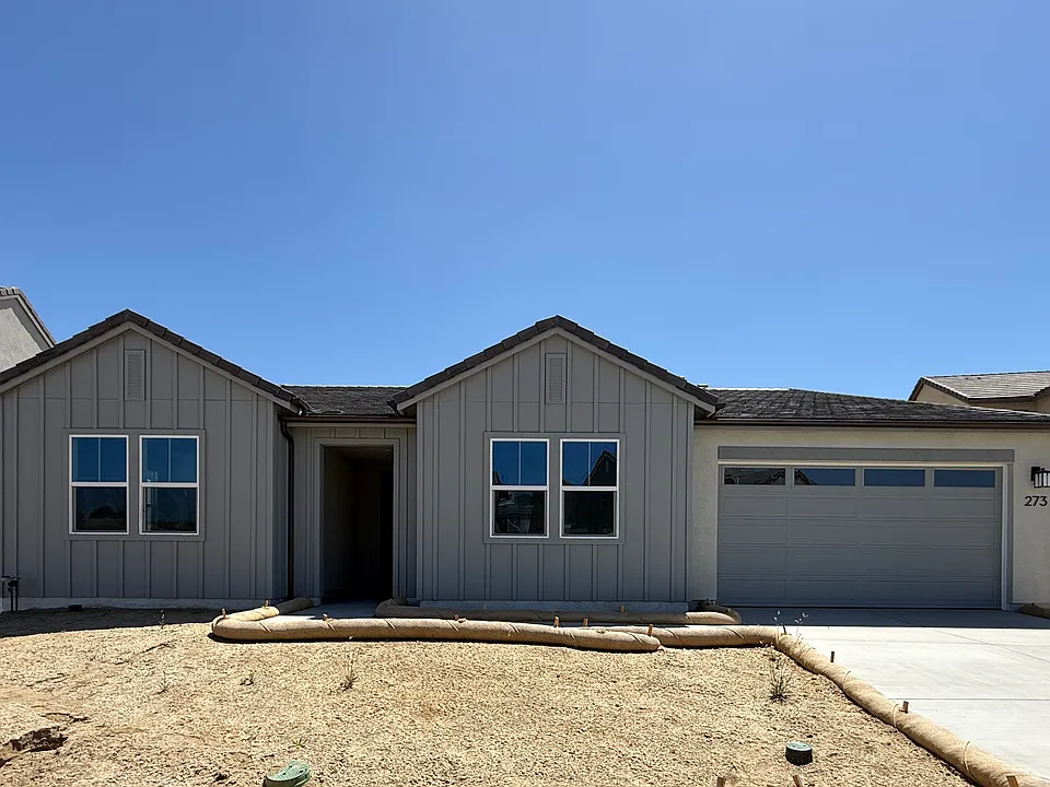 273 Paxton Way